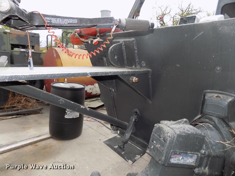 image for item DZ9687 1989 Sea Ark dredging crew boat