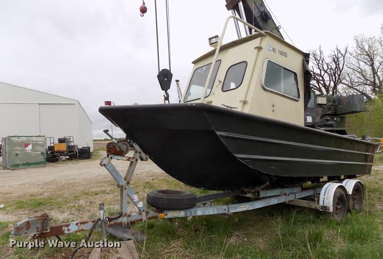 image for item DZ9688 1994 Monark boat