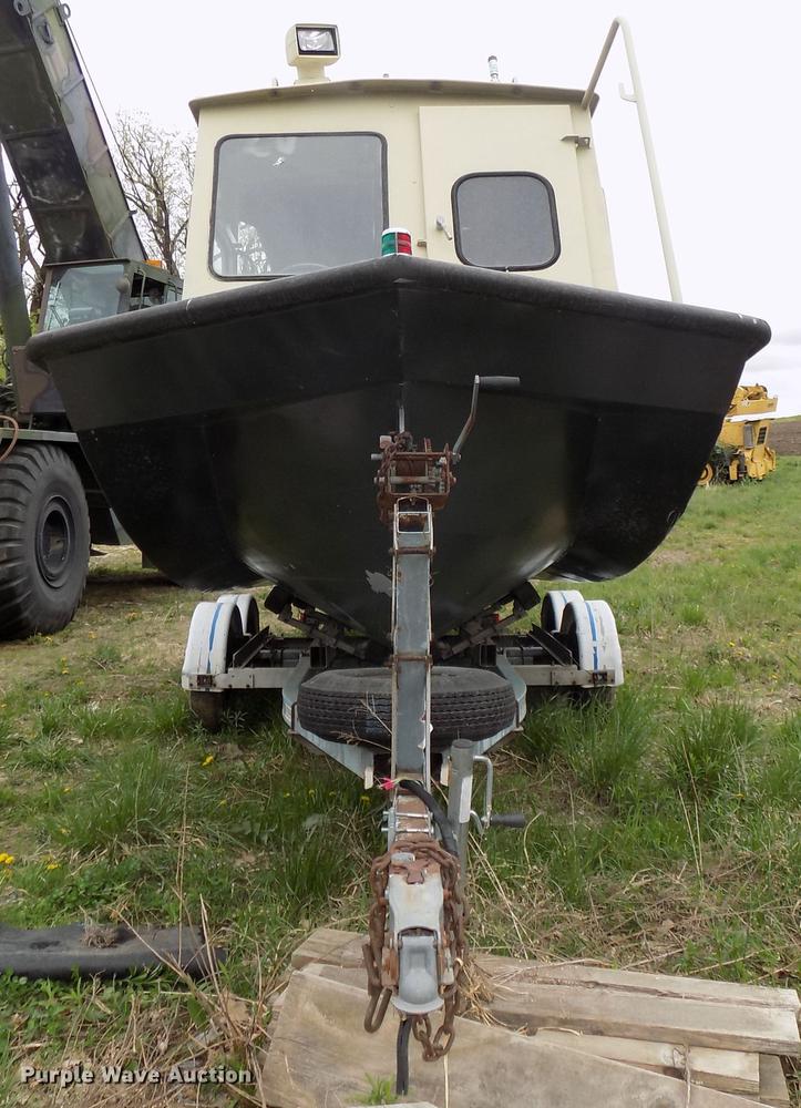 image for item DZ9688 1994 Monark boat