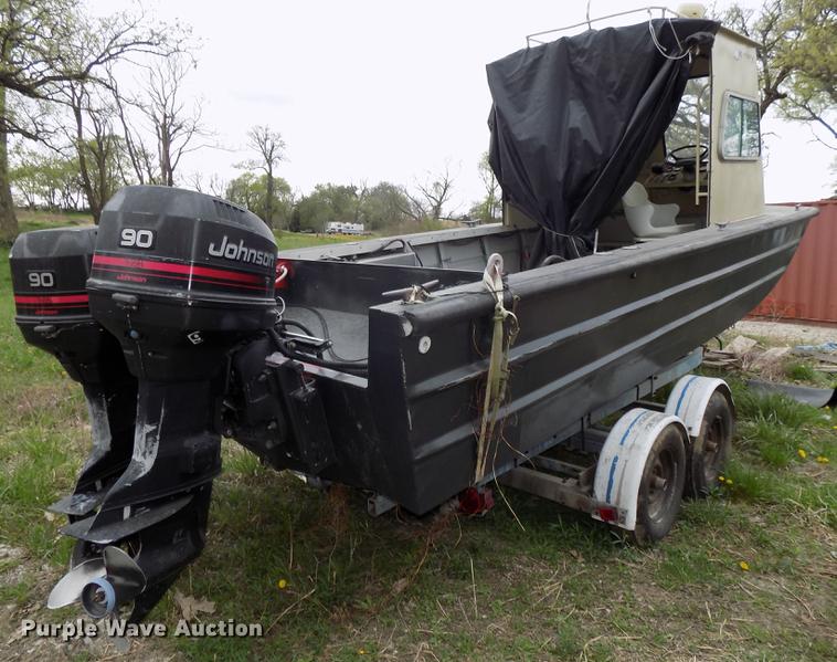 image for item DZ9688 1994 Monark boat