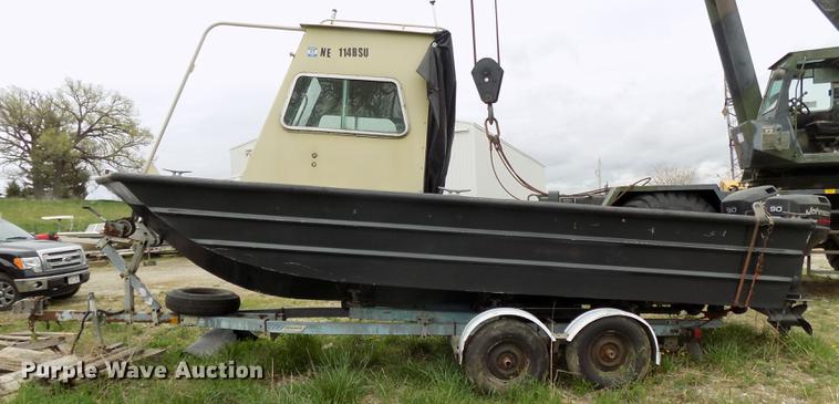 image for item DZ9688 1994 Monark boat