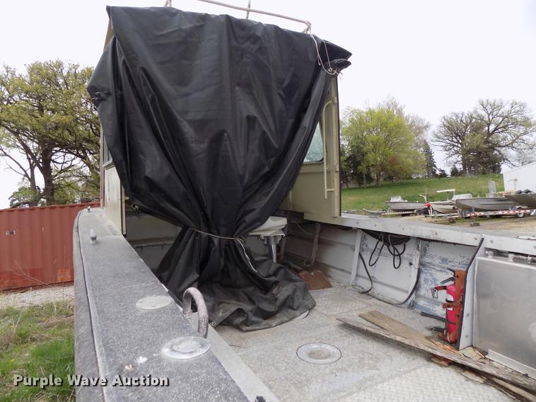 image for item DZ9688 1994 Monark boat