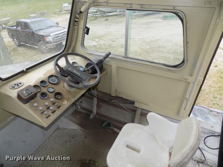 image for item DZ9688 1994 Monark boat