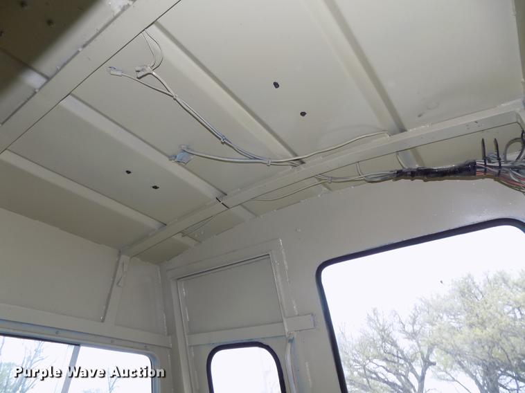 image for item DZ9688 1994 Monark boat