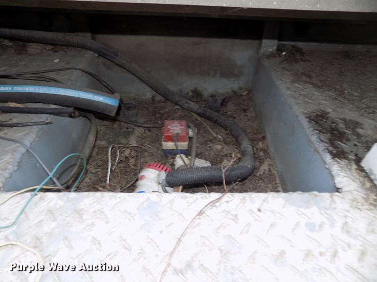 image for item DZ9688 1994 Monark boat