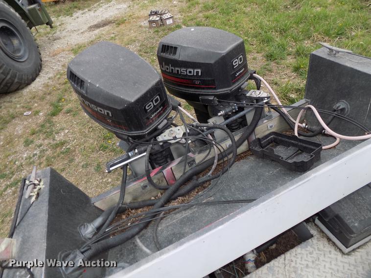 image for item DZ9688 1994 Monark boat