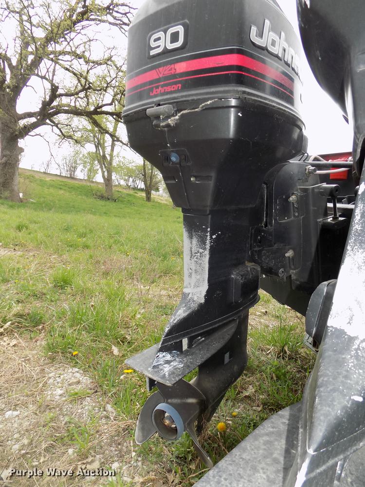 image for item DZ9688 1994 Monark boat