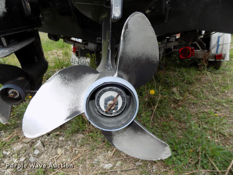 image for item DZ9688 1994 Monark boat