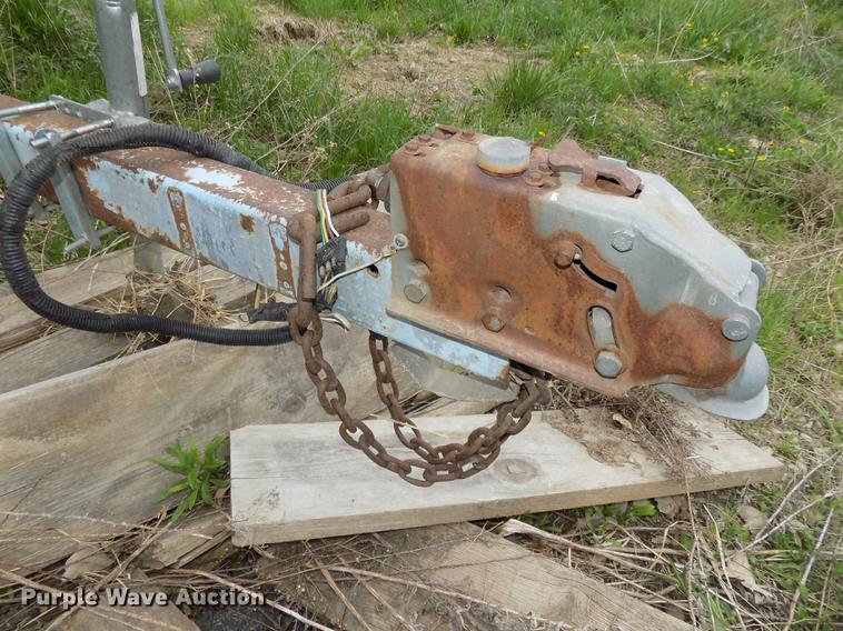 image for item DZ9688 1994 Monark boat