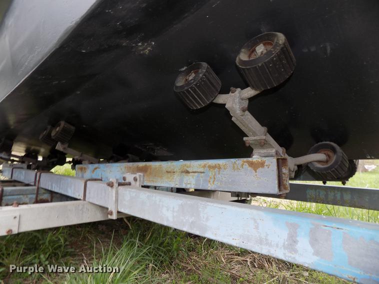 image for item DZ9688 1994 Monark boat