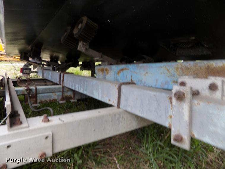 image for item DZ9688 1994 Monark boat