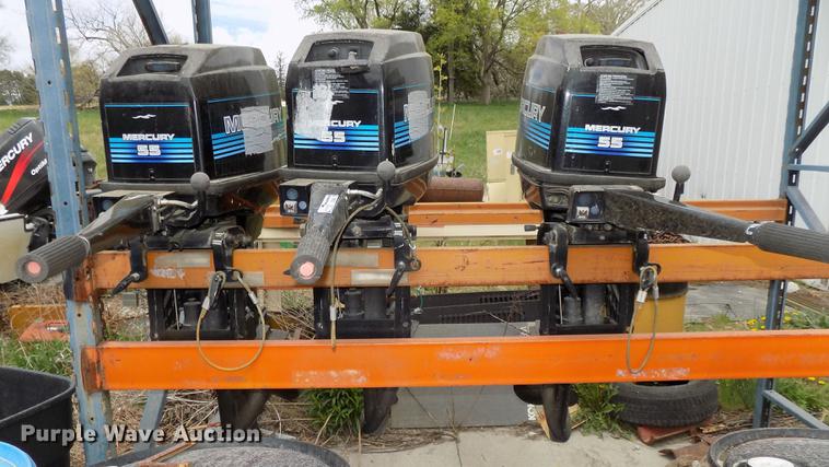 image for item DZ9689 (3) 1999 Mercury 55 Sea Pro outboard motors