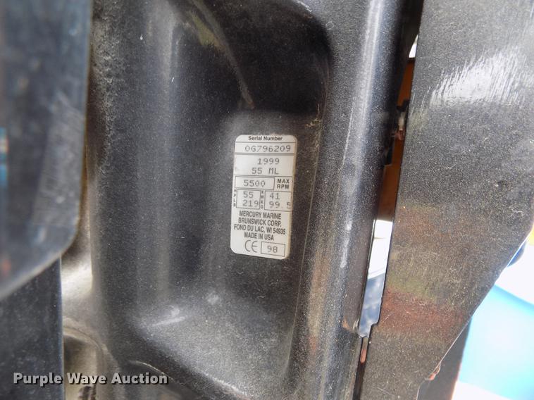 image for item DZ9689 (3) 1999 Mercury 55 Sea Pro outboard motors