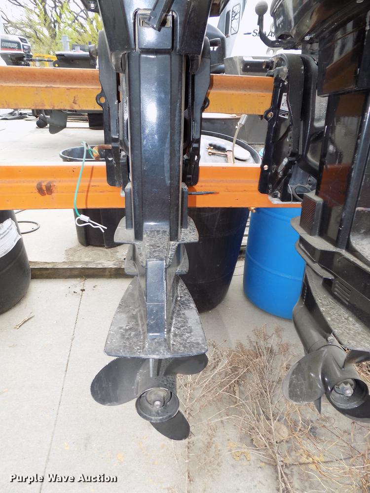 image for item DZ9689 (3) 1999 Mercury 55 Sea Pro outboard motors