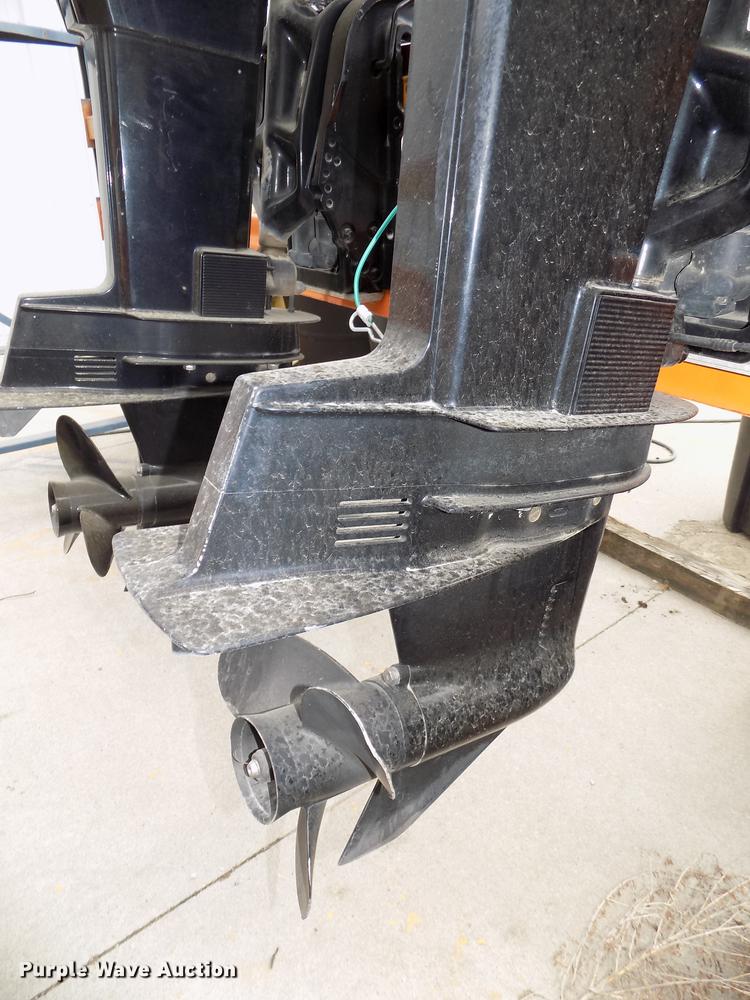 image for item DZ9689 (3) 1999 Mercury 55 Sea Pro outboard motors