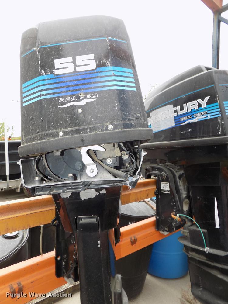 image for item DZ9689 (3) 1999 Mercury 55 Sea Pro outboard motors
