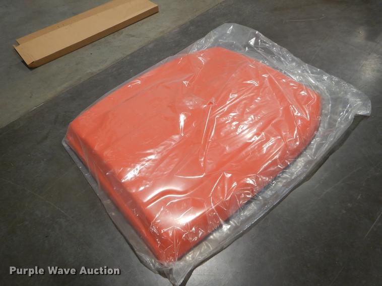 Kubota E1123 canopy in Grapevine, TX Item EB9686 sold Purple Wave