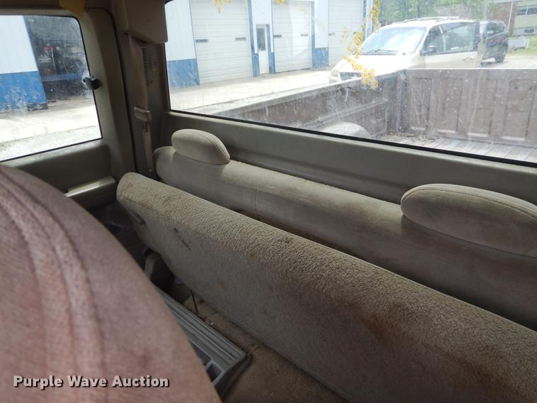 image for item ED9255 1997 Chevrolet C1500 Ext. Cab pickup truck