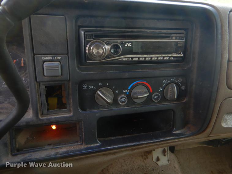 image for item ED9255 1997 Chevrolet C1500 Ext. Cab pickup truck