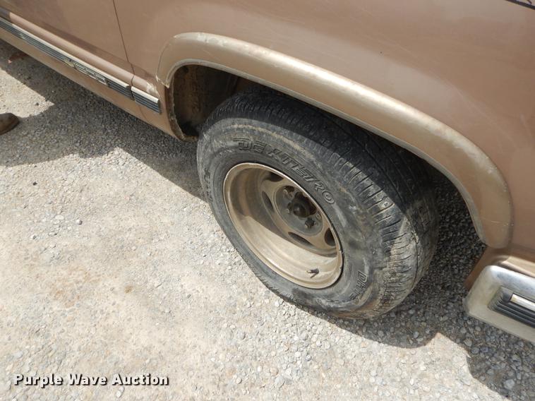 image for item ED9255 1997 Chevrolet C1500 Ext. Cab pickup truck