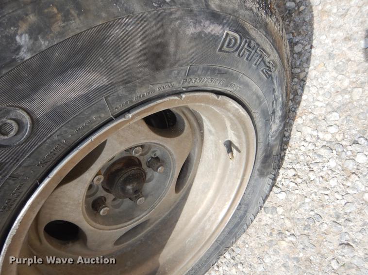 image for item ED9255 1997 Chevrolet C1500 Ext. Cab pickup truck