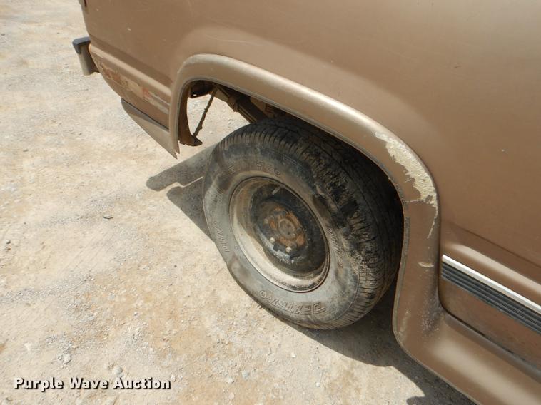image for item ED9255 1997 Chevrolet C1500 Ext. Cab pickup truck
