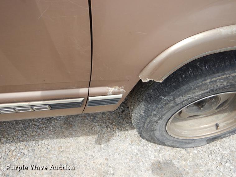 image for item ED9255 1997 Chevrolet C1500 Ext. Cab pickup truck