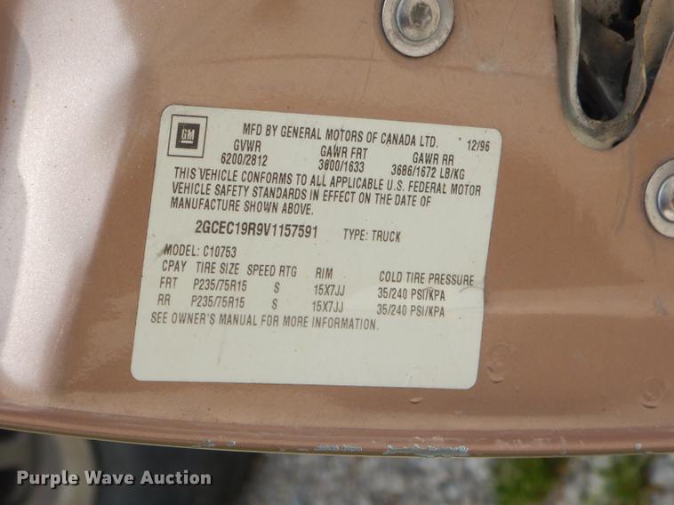 image for item ED9255 1997 Chevrolet C1500 Ext. Cab pickup truck