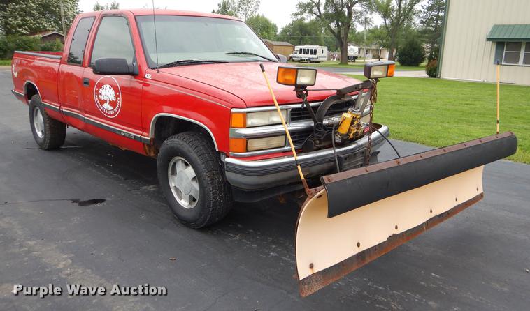 image for item ED9268 1997 Chevrolet K1500 Ext. Cab pickup truck