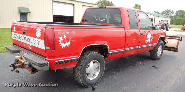 image for item ED9268 1997 Chevrolet K1500 Ext. Cab pickup truck