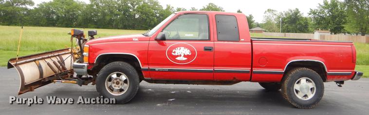 image for item ED9268 1997 Chevrolet K1500 Ext. Cab pickup truck