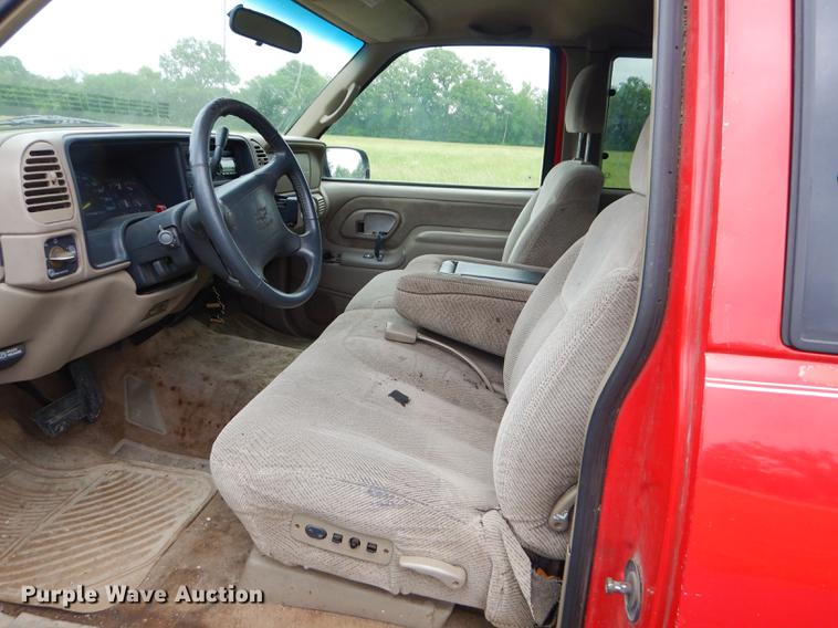 image for item ED9268 1997 Chevrolet K1500 Ext. Cab pickup truck