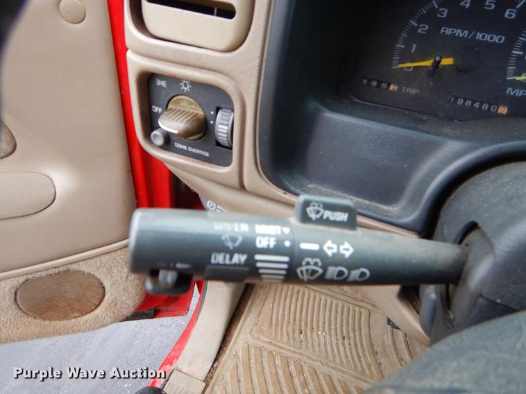 image for item ED9268 1997 Chevrolet K1500 Ext. Cab pickup truck