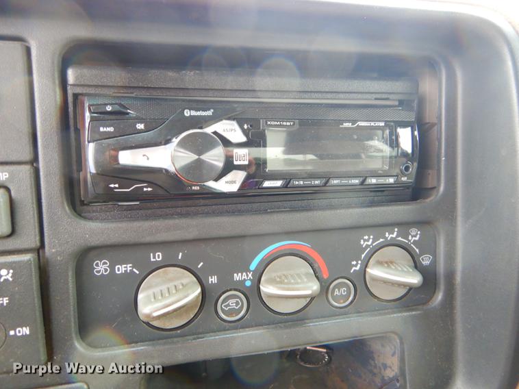 image for item ED9268 1997 Chevrolet K1500 Ext. Cab pickup truck