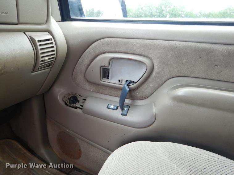 image for item ED9268 1997 Chevrolet K1500 Ext. Cab pickup truck