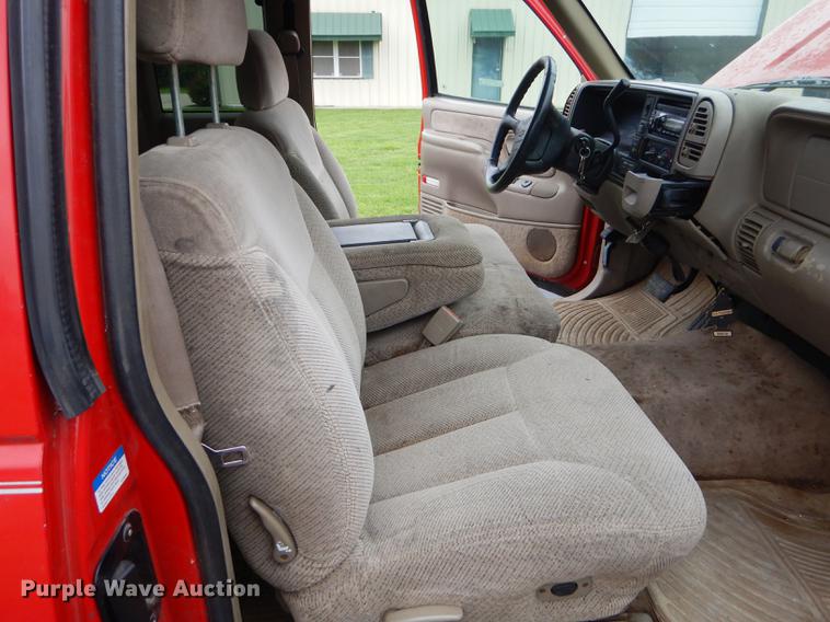 image for item ED9268 1997 Chevrolet K1500 Ext. Cab pickup truck