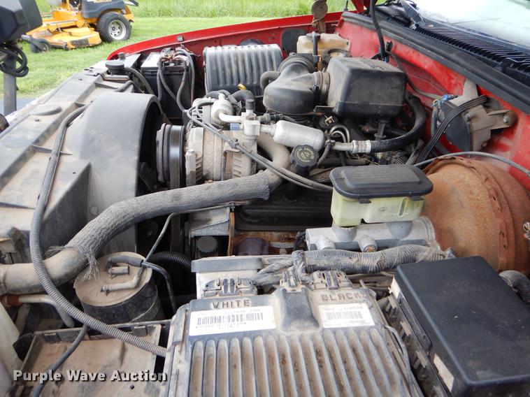 image for item ED9268 1997 Chevrolet K1500 Ext. Cab pickup truck