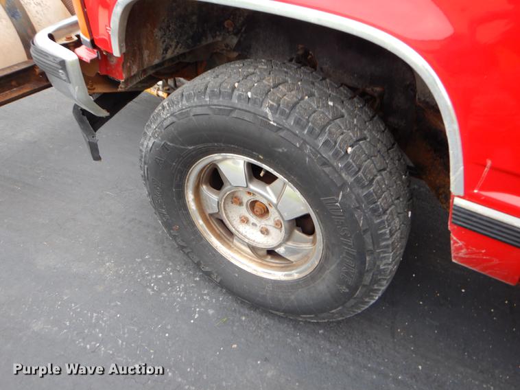 image for item ED9268 1997 Chevrolet K1500 Ext. Cab pickup truck