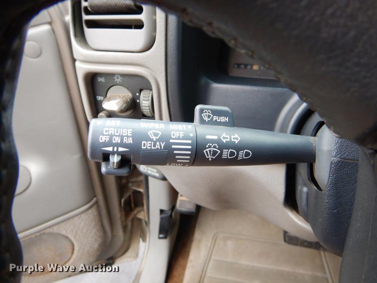 image for item ED9271 1998 Chevrolet K1500 Ext. Cab pickup truck