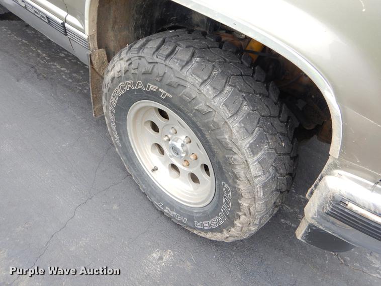 image for item ED9271 1998 Chevrolet K1500 Ext. Cab pickup truck