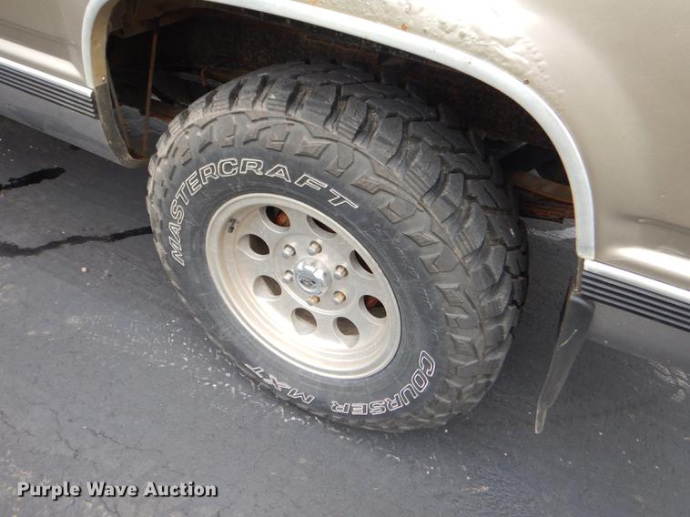 image for item ED9271 1998 Chevrolet K1500 Ext. Cab pickup truck