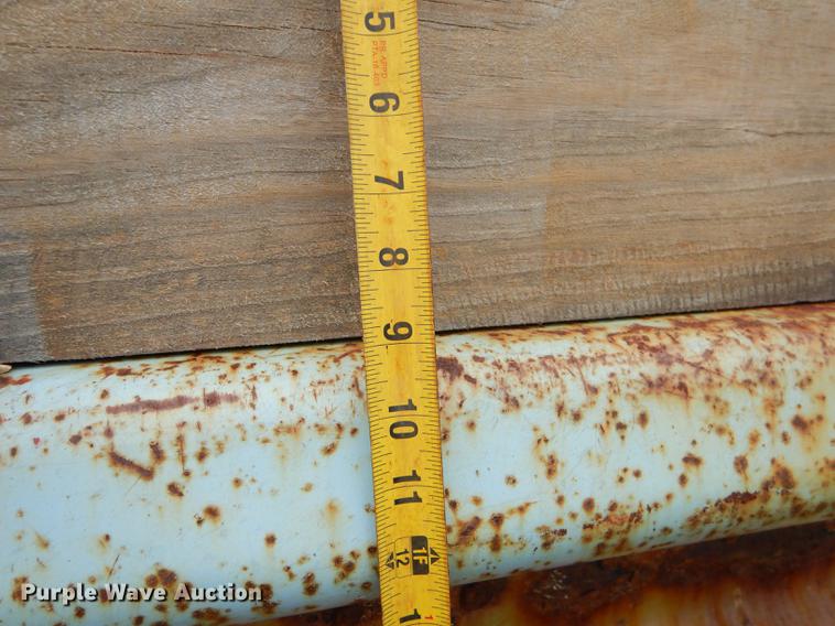 image for item ED9272 2002 Chevrolet Silverado 3500 dump bed pickup truck