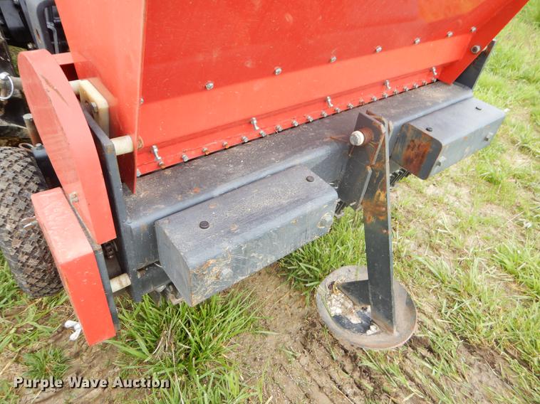 image for item ED9274 1999 Verti Seed 004-804 over seeder