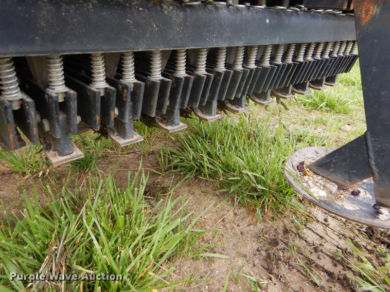 image for item ED9274 1999 Verti Seed 004-804 over seeder