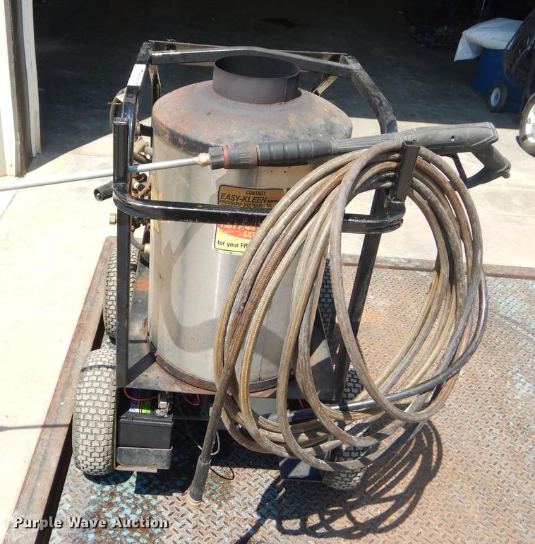 image for item ED9279 Easy Kleen Magnum Gold 4000 pressure washer