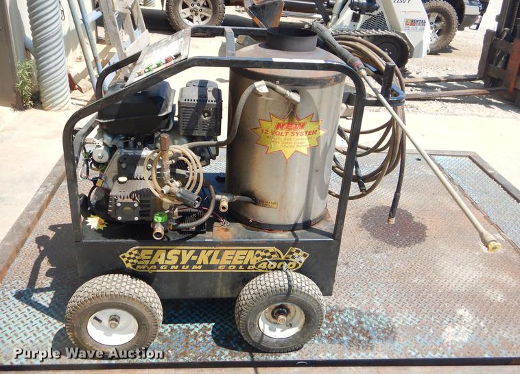 image for item ED9279 Easy Kleen Magnum Gold 4000 pressure washer