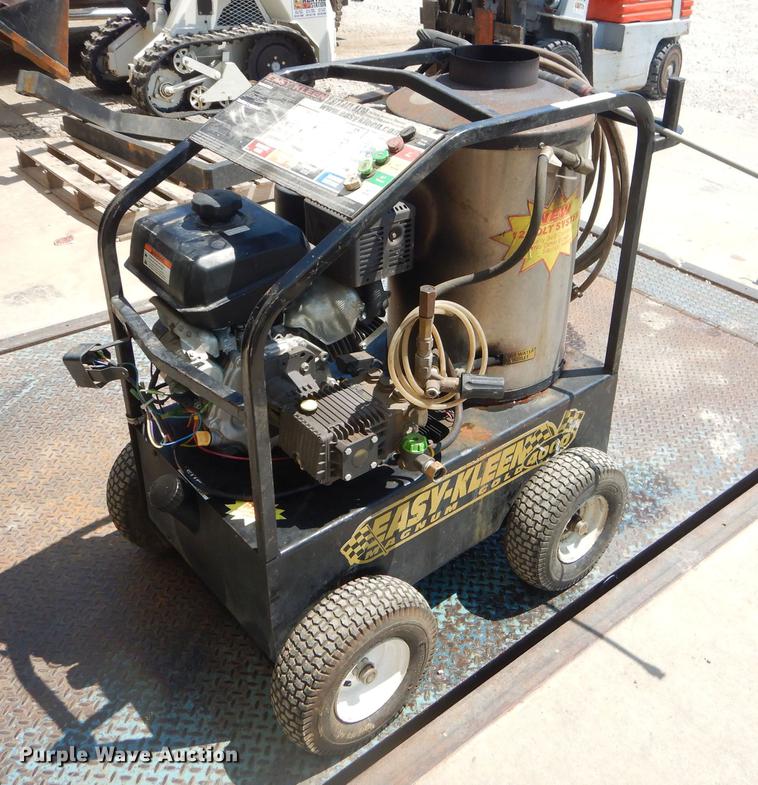 image for item ED9279 Easy Kleen Magnum Gold 4000 pressure washer