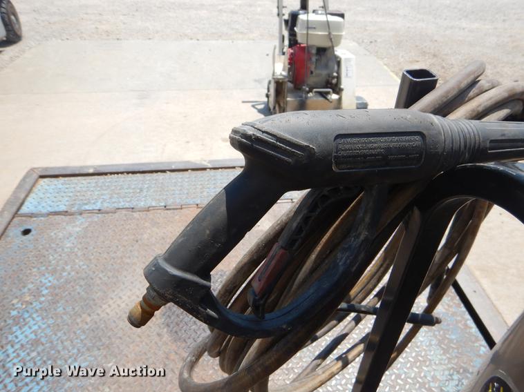 image for item ED9279 Easy Kleen Magnum Gold 4000 pressure washer