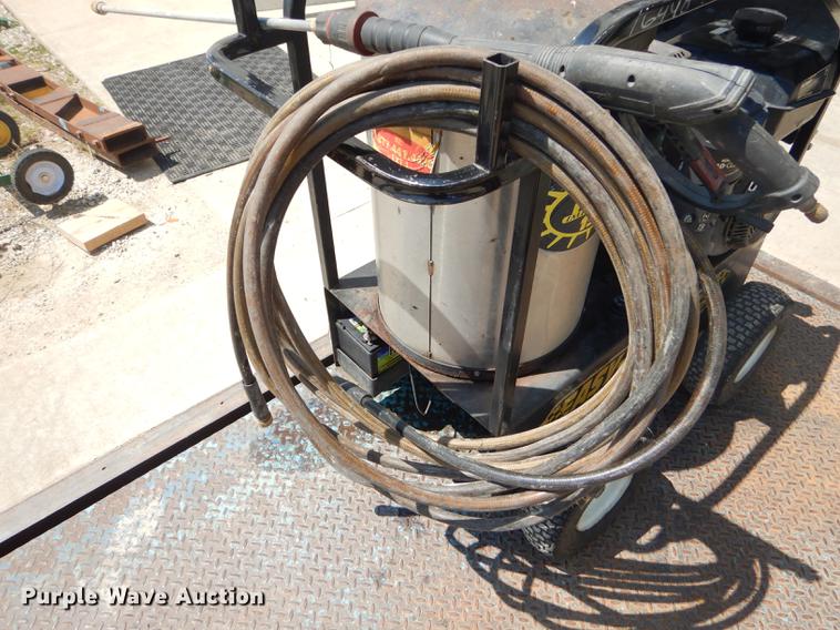 image for item ED9279 Easy Kleen Magnum Gold 4000 pressure washer