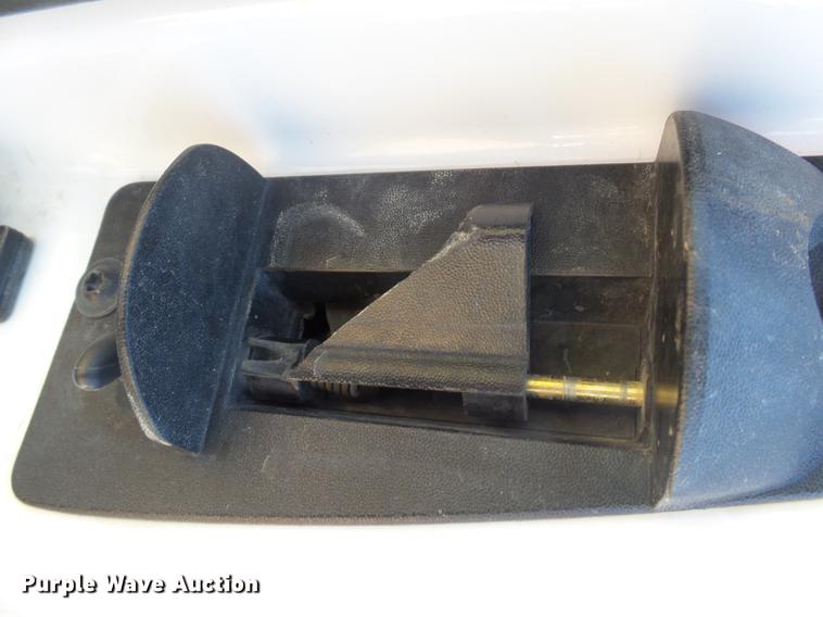 image for item EF9527 2002 Chevrolet Silverado 1500 Ext. Cab pickup truck